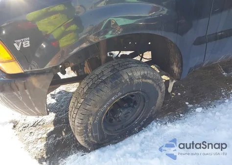 2001 Ford F-250 z USA, uszkodzony, nr VIN 1FTNF21L71ED35110